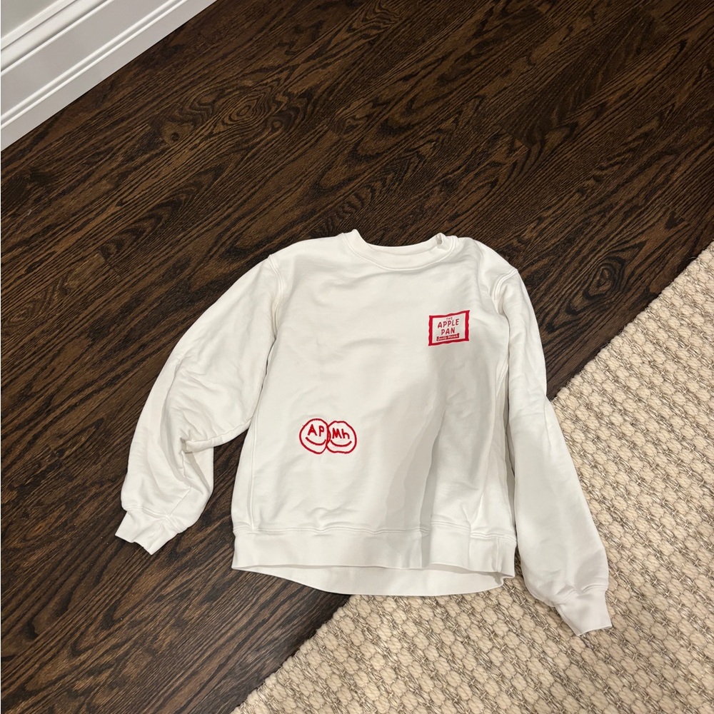 MADHAPPY APPLE PAN SWEATSHIRT MEDIUM